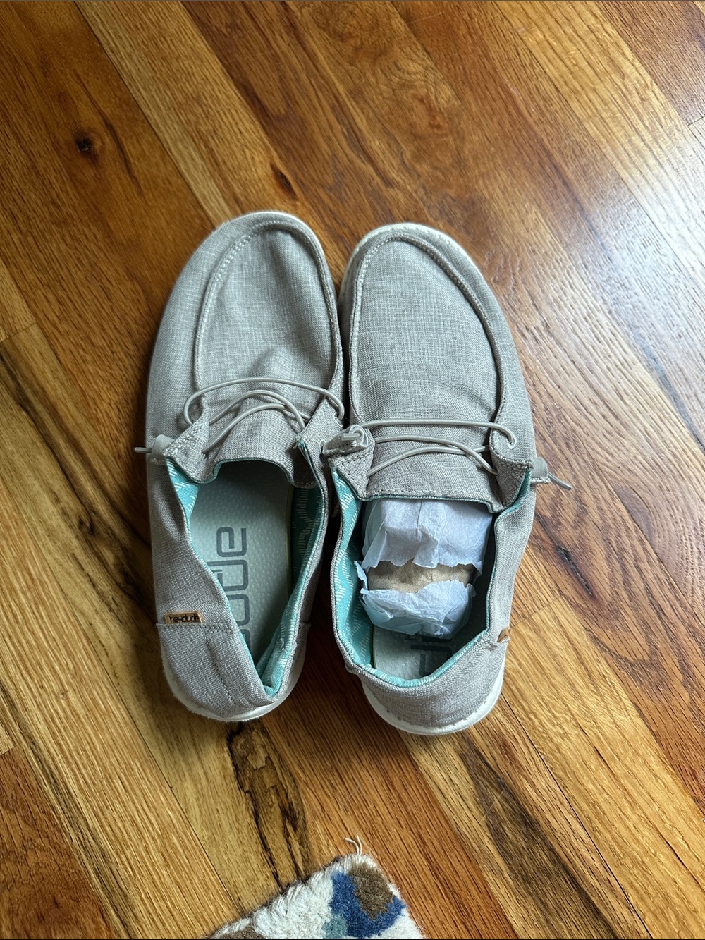 Women’s  Casual Canvas Slip-On Shoes in Beige